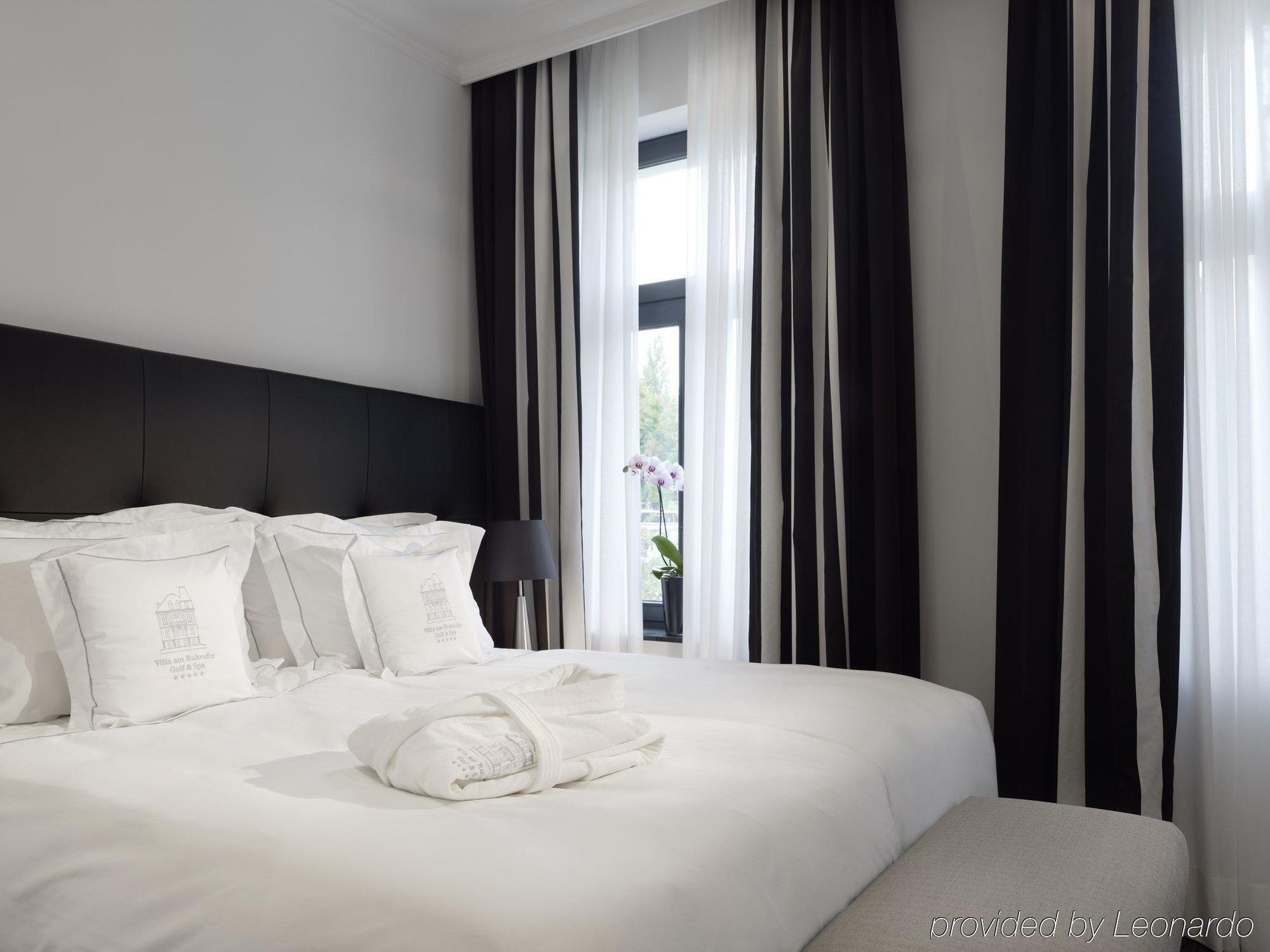 Boutique Hotel Villa Am Ruhrufer Golf & Spa Мильгейм-на-Руре Номер фото