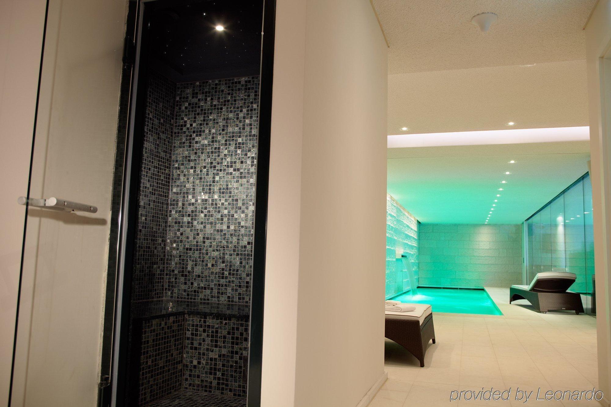 Boutique Hotel Villa Am Ruhrufer Golf & Spa Мильгейм-на-Руре Удобства фото